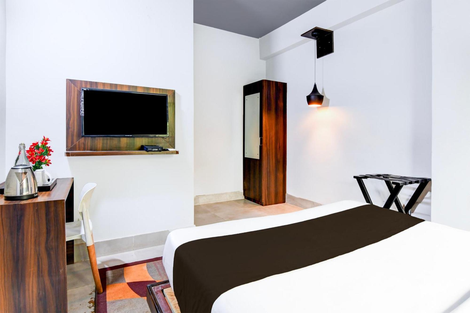 Super Townhouse Chandrasekharpur Bhubaneswar Dış mekan fotoğraf